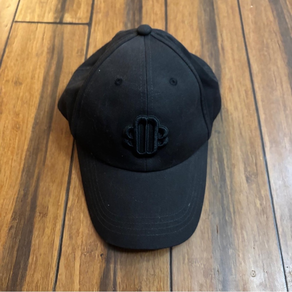 Maje Hat